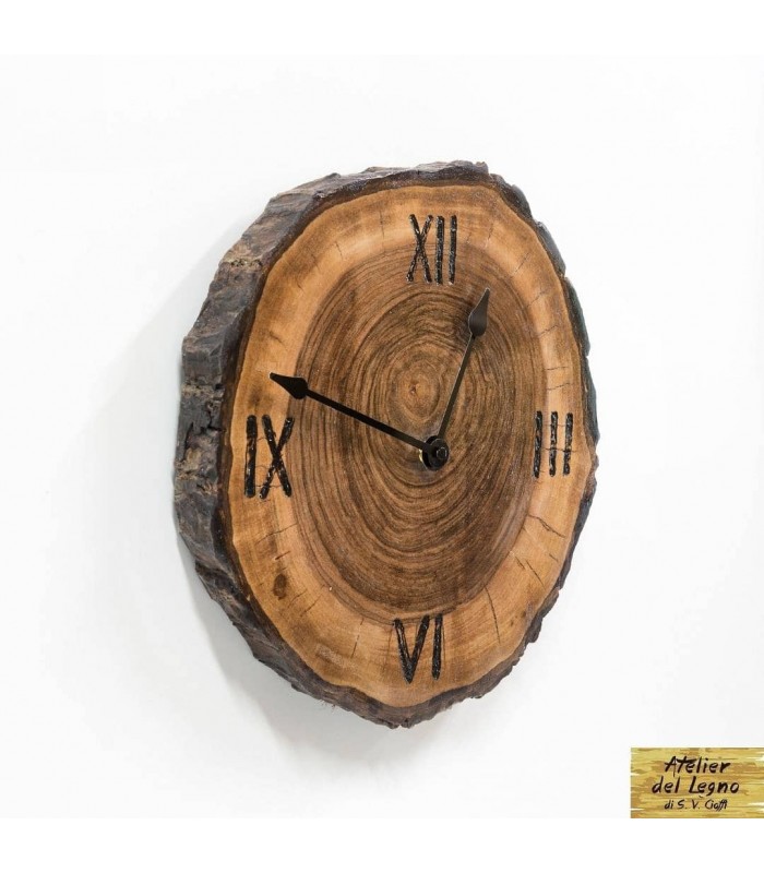 Orologio da parete in legno
